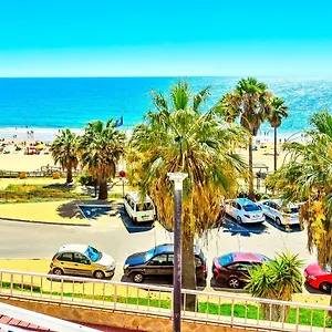 Сasa de vacaciones Ocean Sunset Beachfront House With Terraces, El Puerto de Santa María
